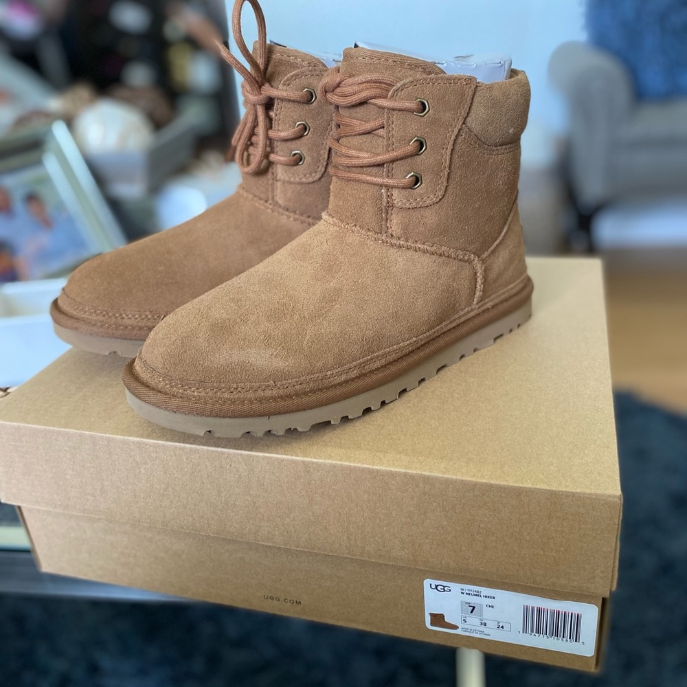 UGG Women’s Neumel Hiker - Chestnut